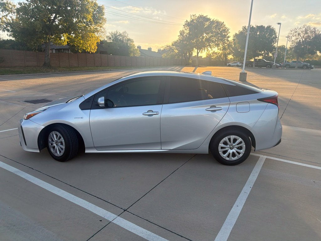 2022 Toyota Prius L