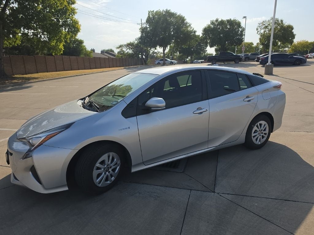 2016 Toyota Prius Two