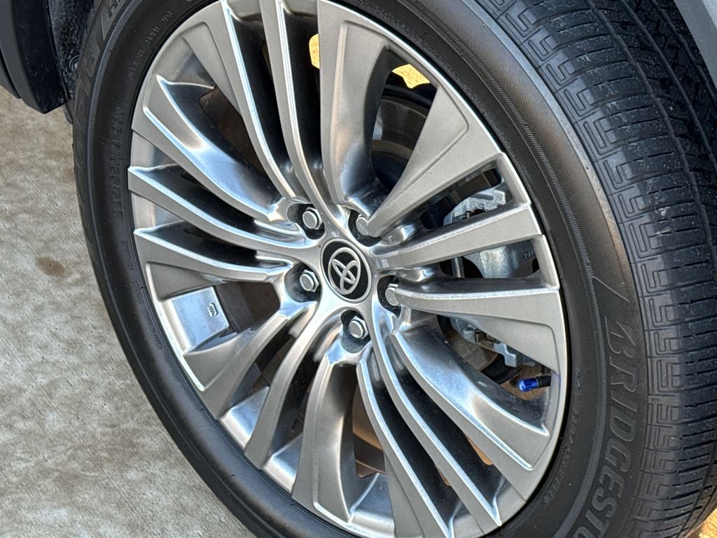 2023 Toyota Venza Limited