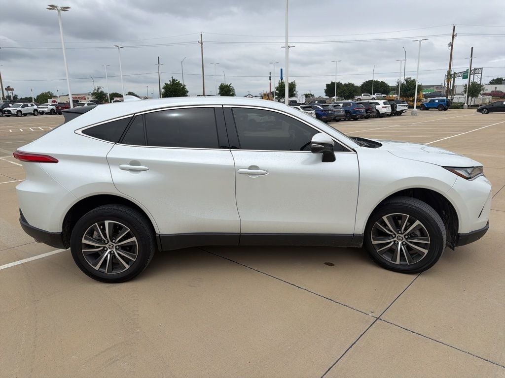 2023 Toyota Venza LE