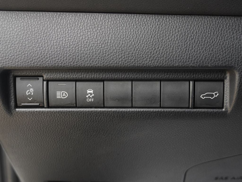 2023 Toyota Venza LE