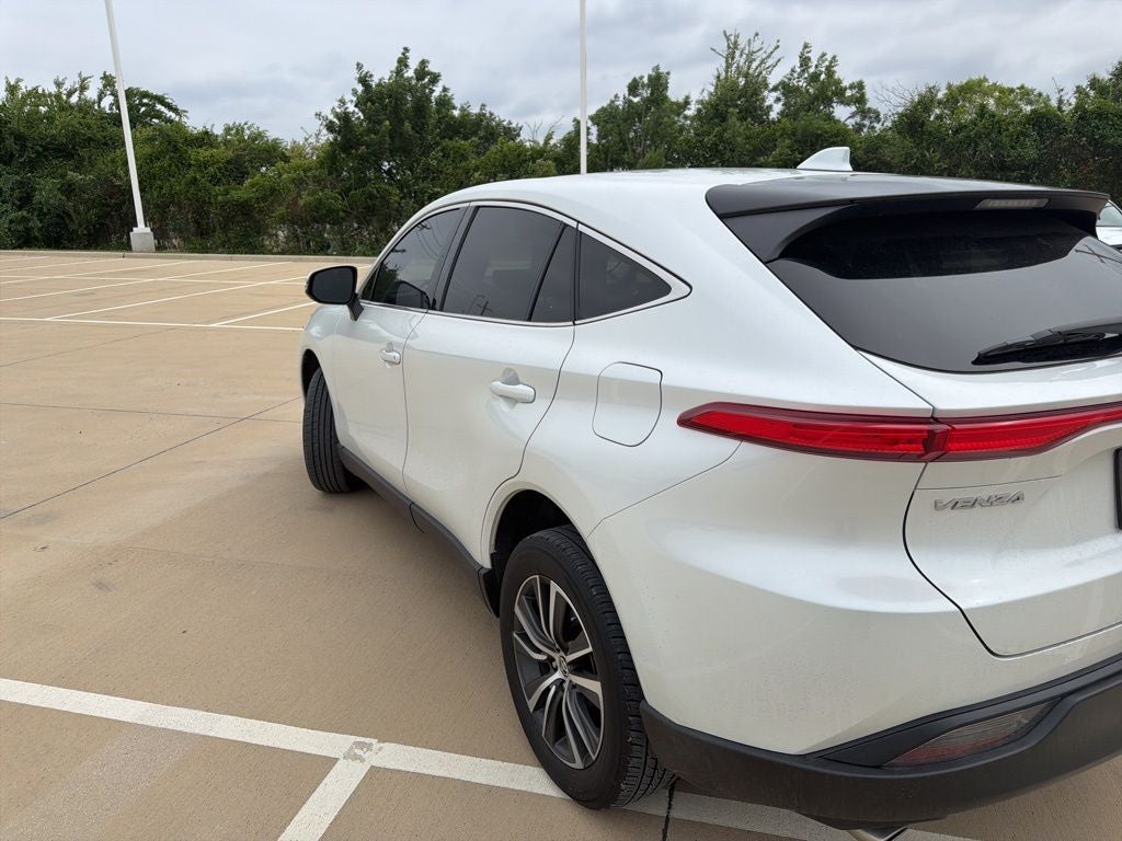 2023 Toyota Venza LE