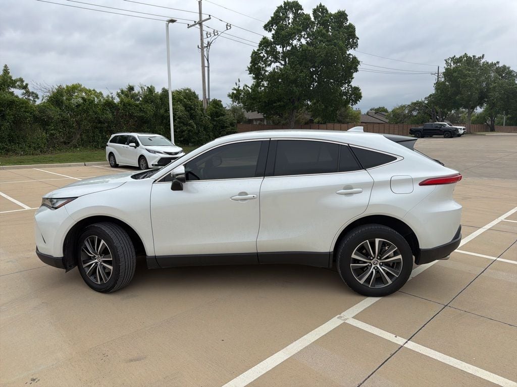 2023 Toyota Venza LE