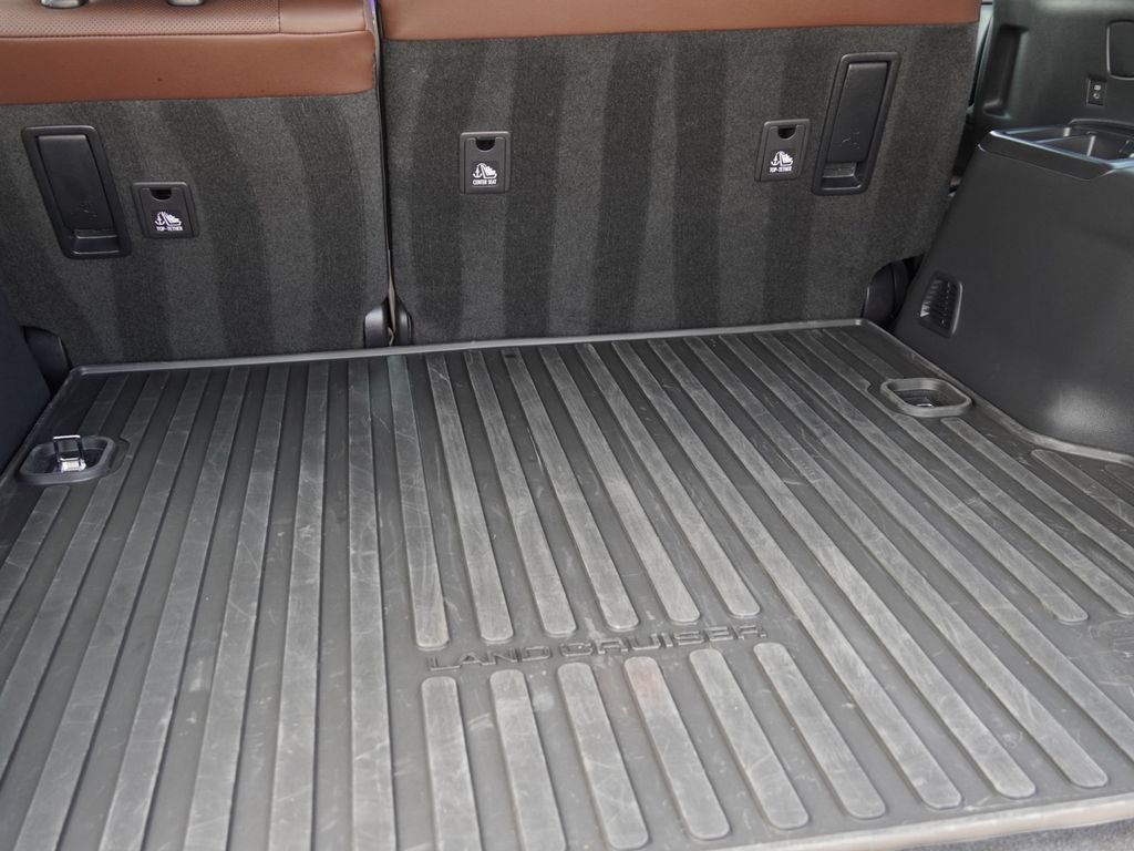 2024 Toyota Land Cruiser Base