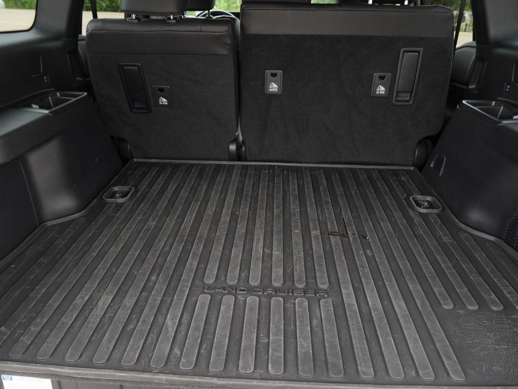 2024 Toyota Land Cruiser Base