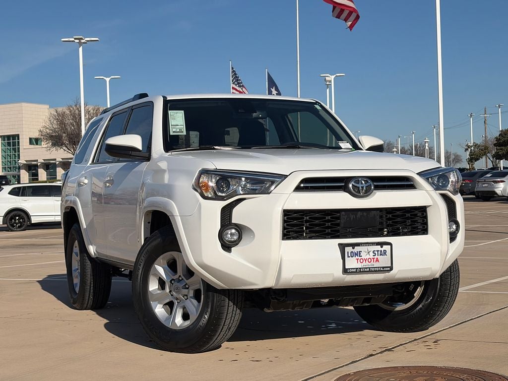2024 Toyota 4Runner SR5