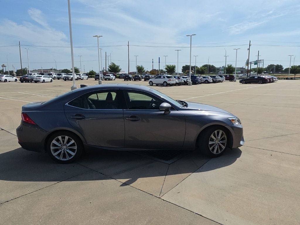 2016 Lexus IS 200t