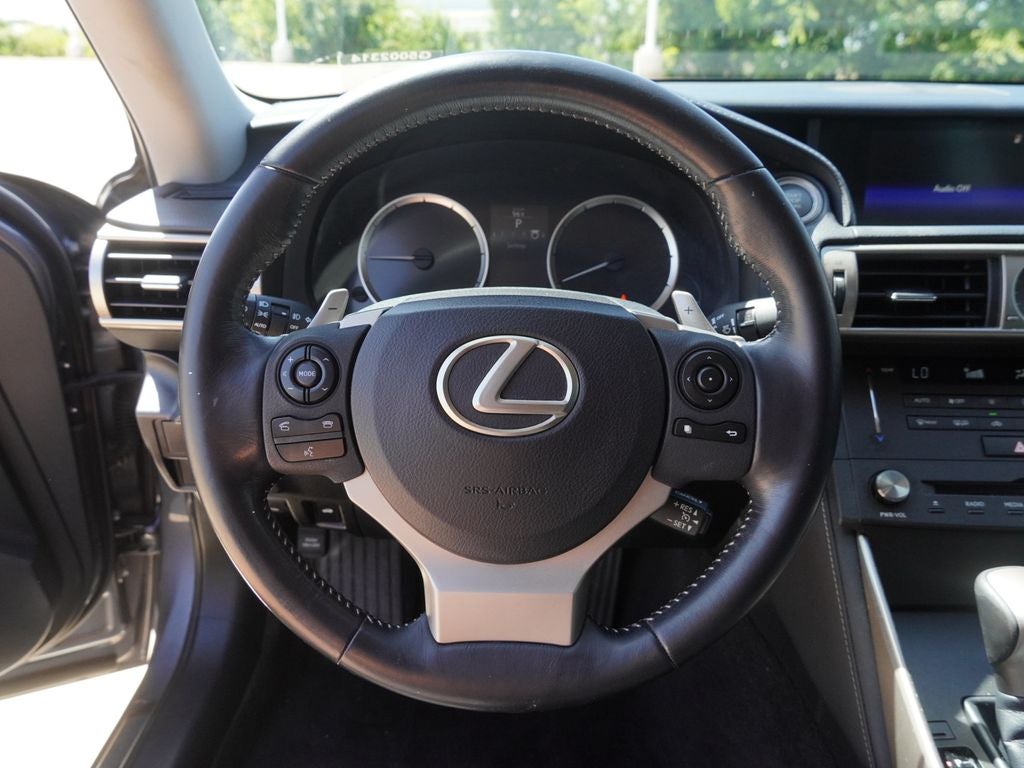 2016 Lexus IS 200t
