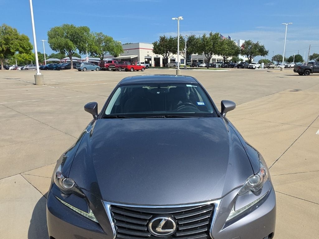 2016 Lexus IS 200t