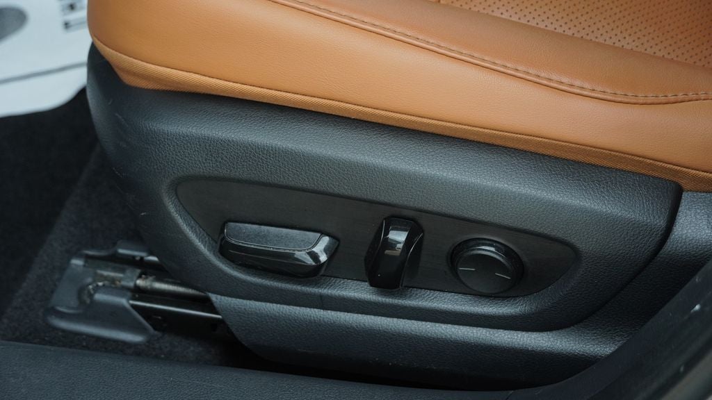 2020 Lexus UX 200 Base