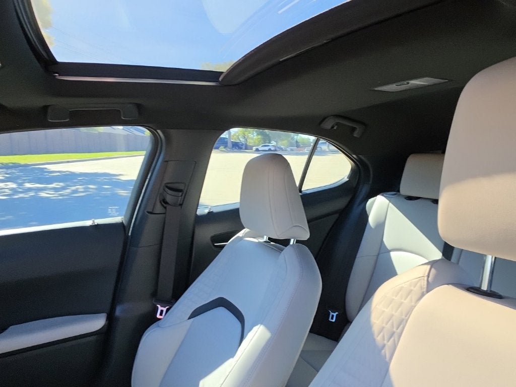 2020 Lexus UX 200 Base
