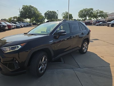 2021 Toyota RAV4 Hybrid XLE Premium