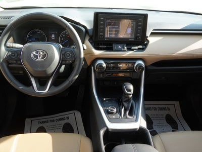 2022 Toyota RAV4 Hybrid XLE Premium