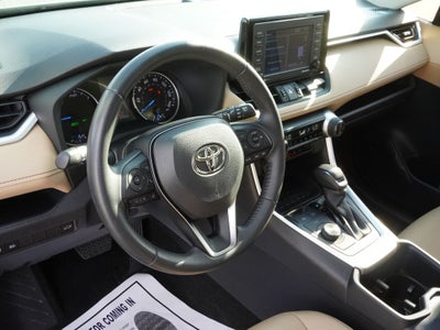 2022 Toyota RAV4 Hybrid XLE Premium