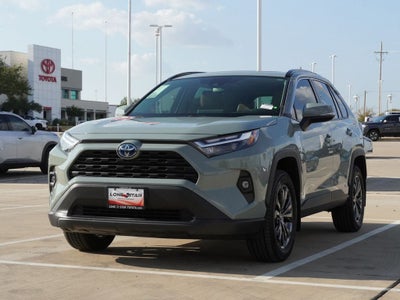 2022 Toyota RAV4 Hybrid XLE Premium