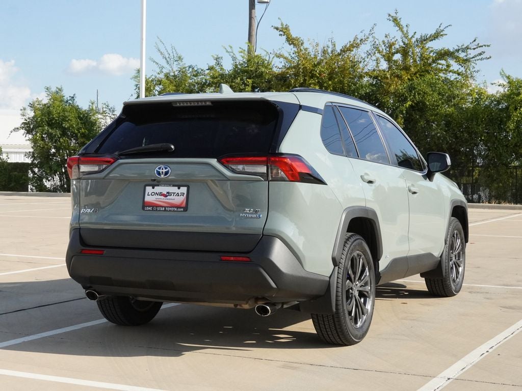 2022 Toyota RAV4 Hybrid XLE Premium