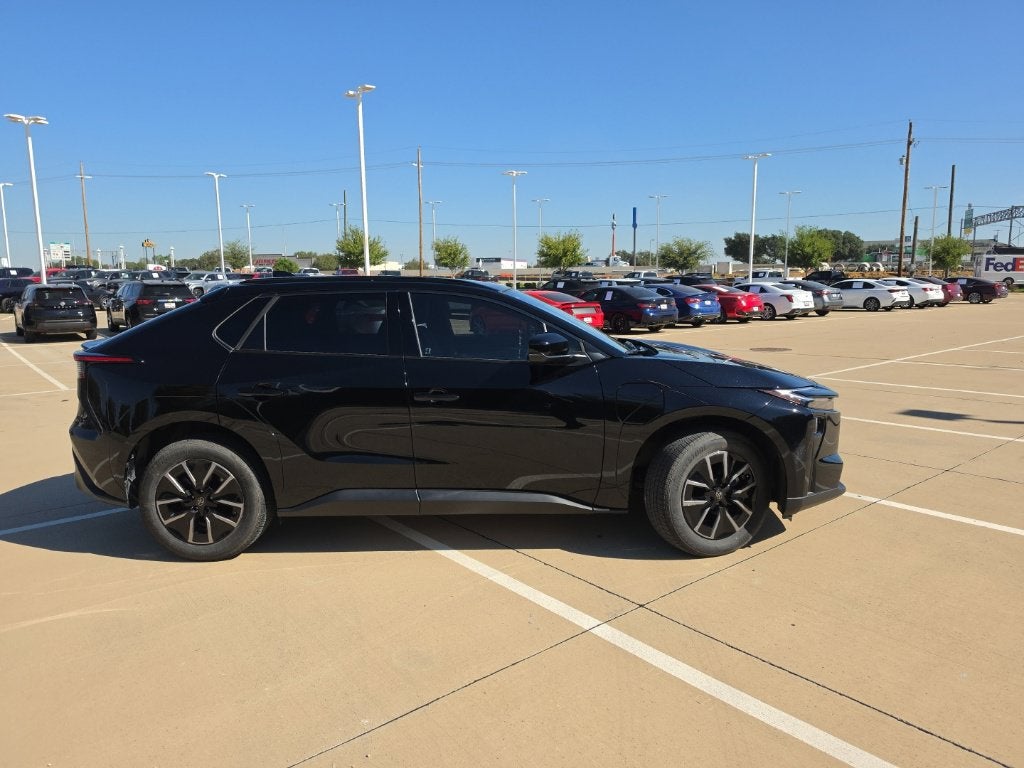 2026 Toyota bZ XLE Plus