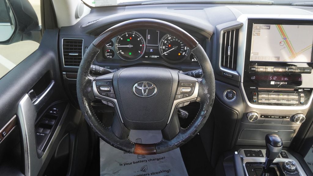 2016 Toyota Land Cruiser Base