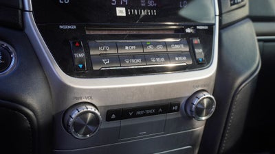 2016 Toyota Land Cruiser Base