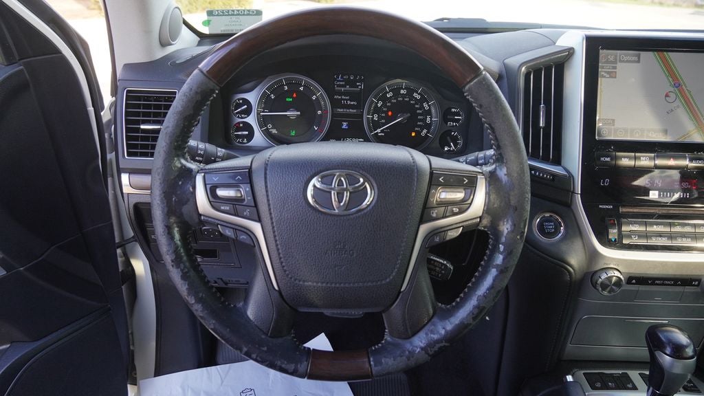 2016 Toyota Land Cruiser Base