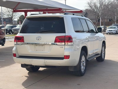 2016 Toyota Land Cruiser Base