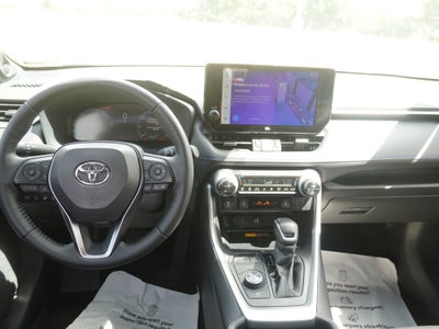 2025 Toyota RAV4 Hybrid XSE
