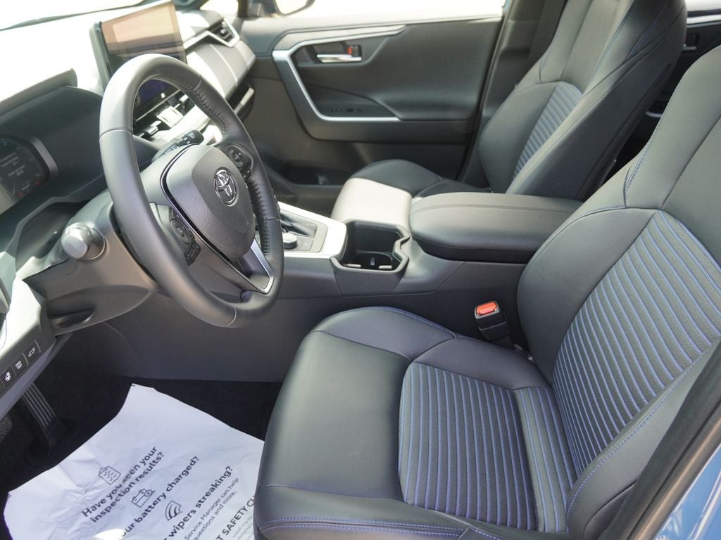 2025 Toyota RAV4 Hybrid XSE