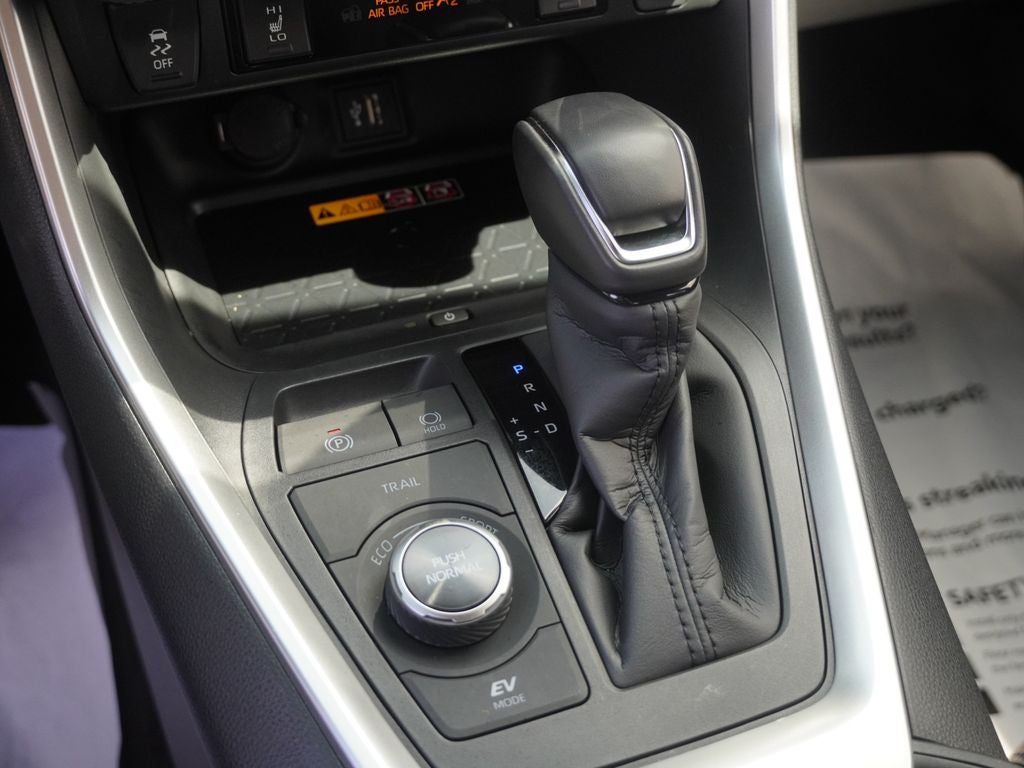 2025 Toyota RAV4 Hybrid XSE