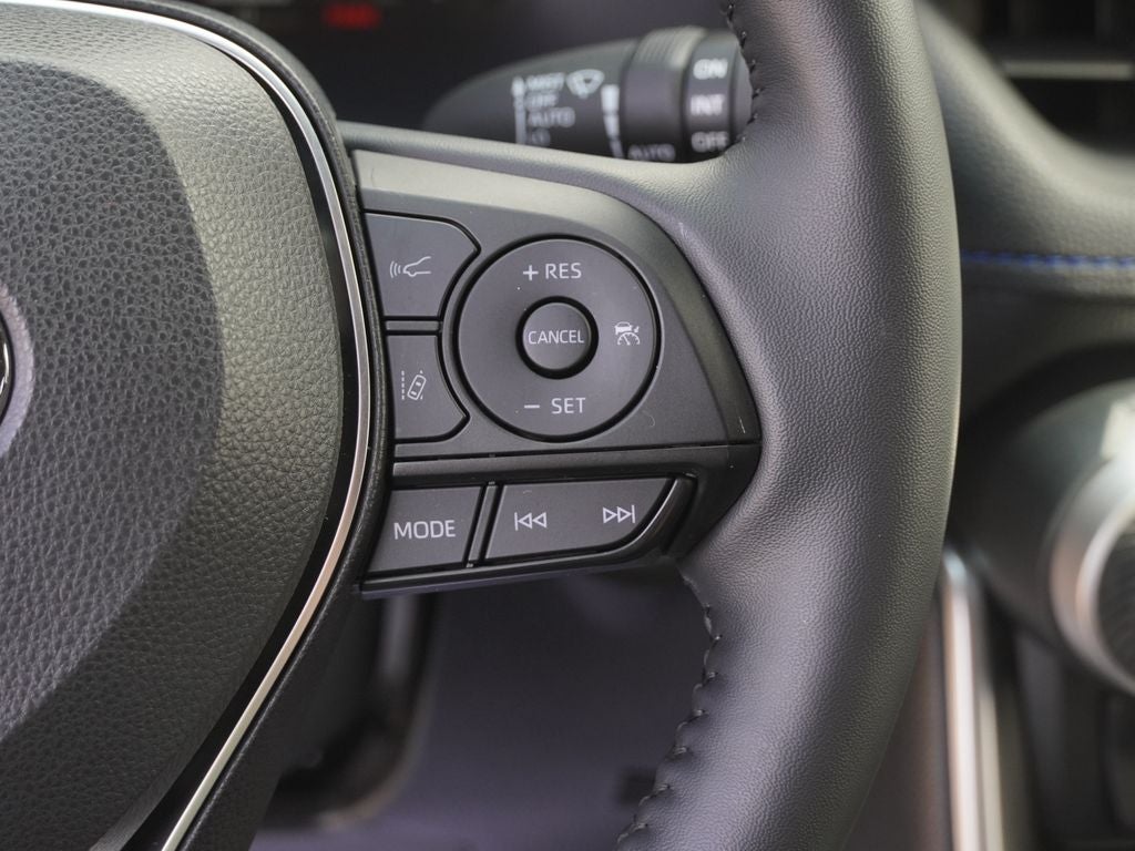 2025 Toyota RAV4 Hybrid XSE