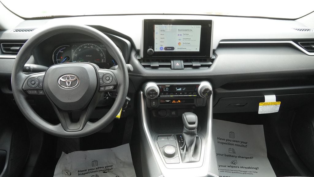 2025 Toyota RAV4 Hybrid LE