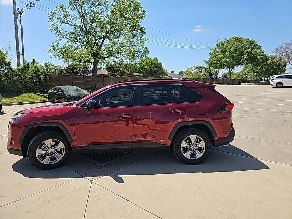 2025 Toyota RAV4 Hybrid LE