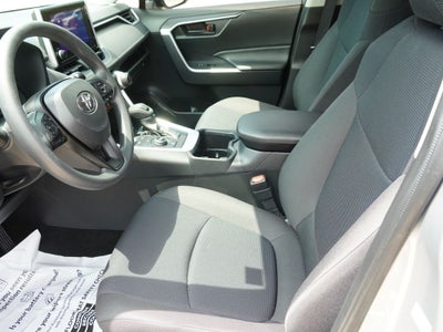 2023 Toyota RAV4 Hybrid LE