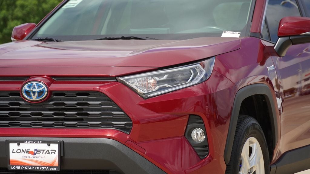 2020 Toyota RAV4 Hybrid XLE