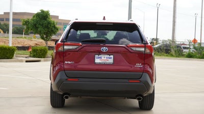 2020 Toyota RAV4 Hybrid XLE