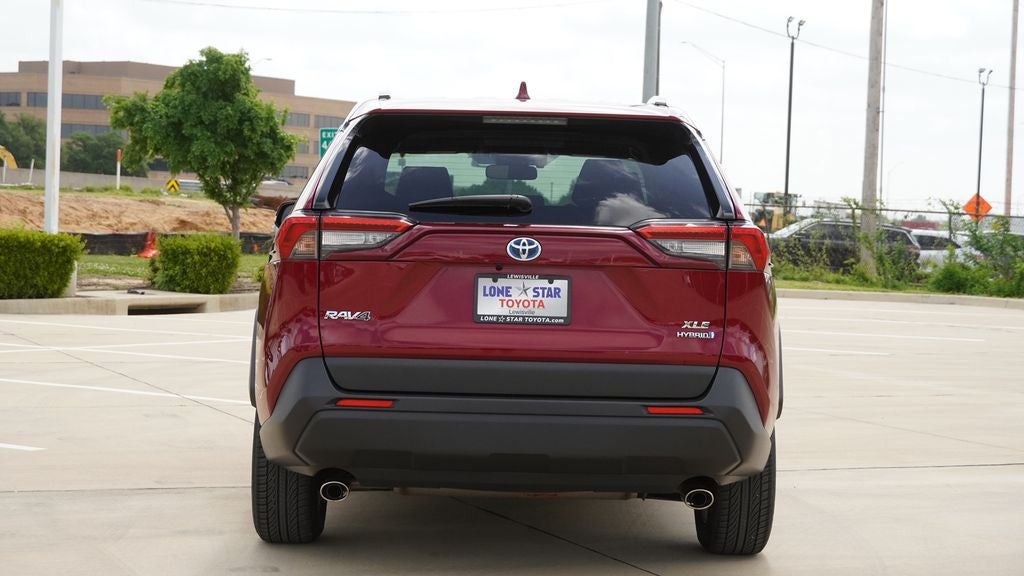 2020 Toyota RAV4 Hybrid XLE
