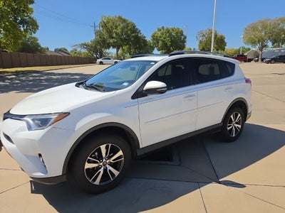 2018 Toyota RAV4 XLE