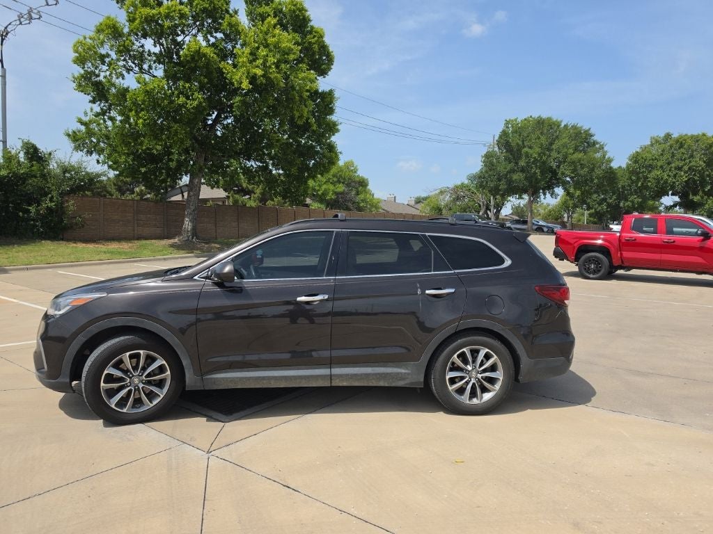 2018 Hyundai Santa Fe SE