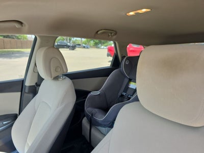 2018 Hyundai Santa Fe SE