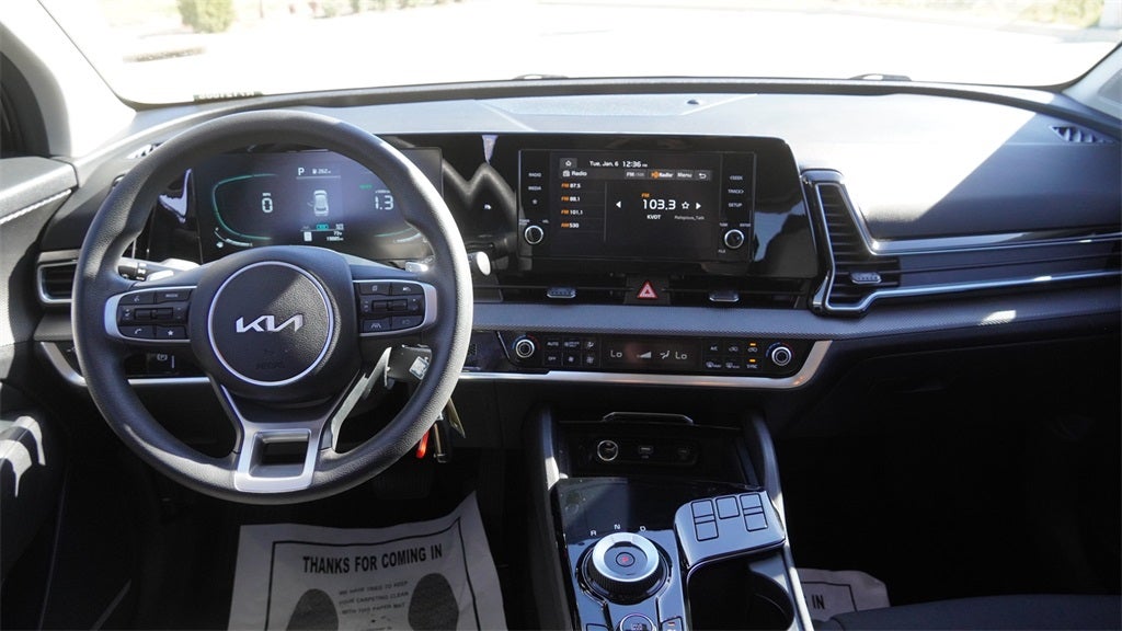 2024 Kia Sportage Hybrid LX