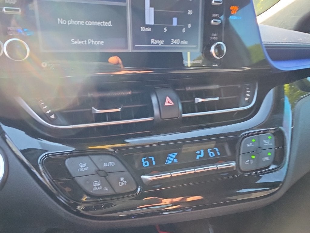 2022 Toyota C-HR XLE