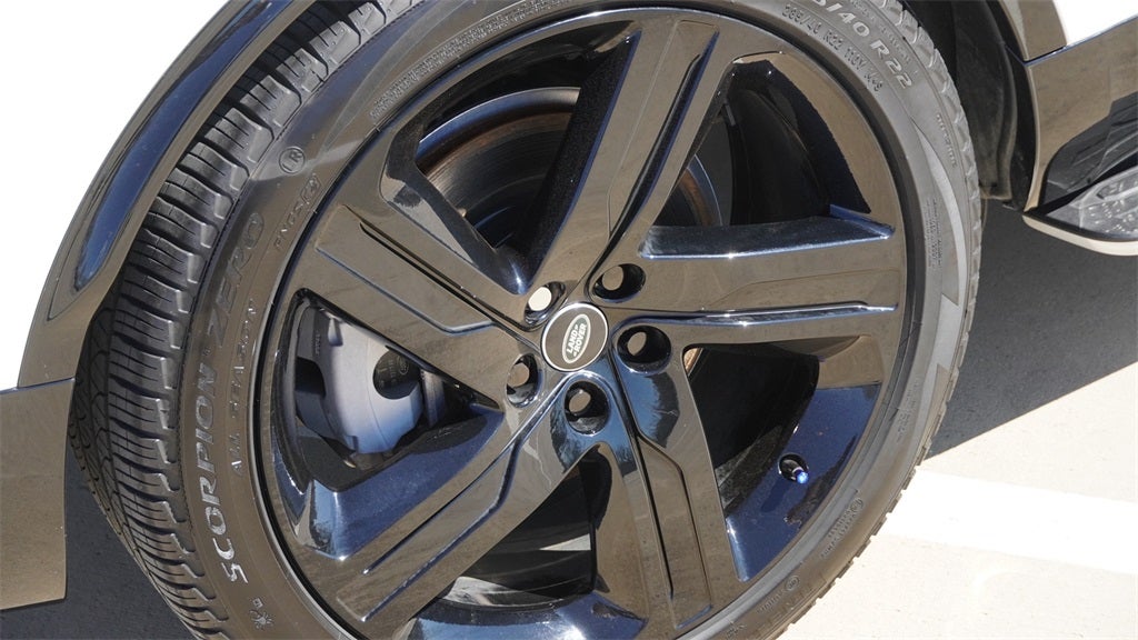 2025 Land Rover Discovery Dynamic SE