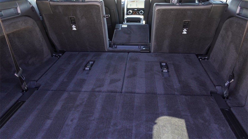 2025 Land Rover Discovery Dynamic SE