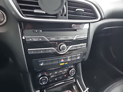 2018 INFINITI QX30 Luxury