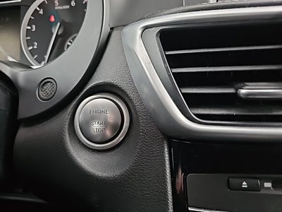 2018 INFINITI QX30 Luxury