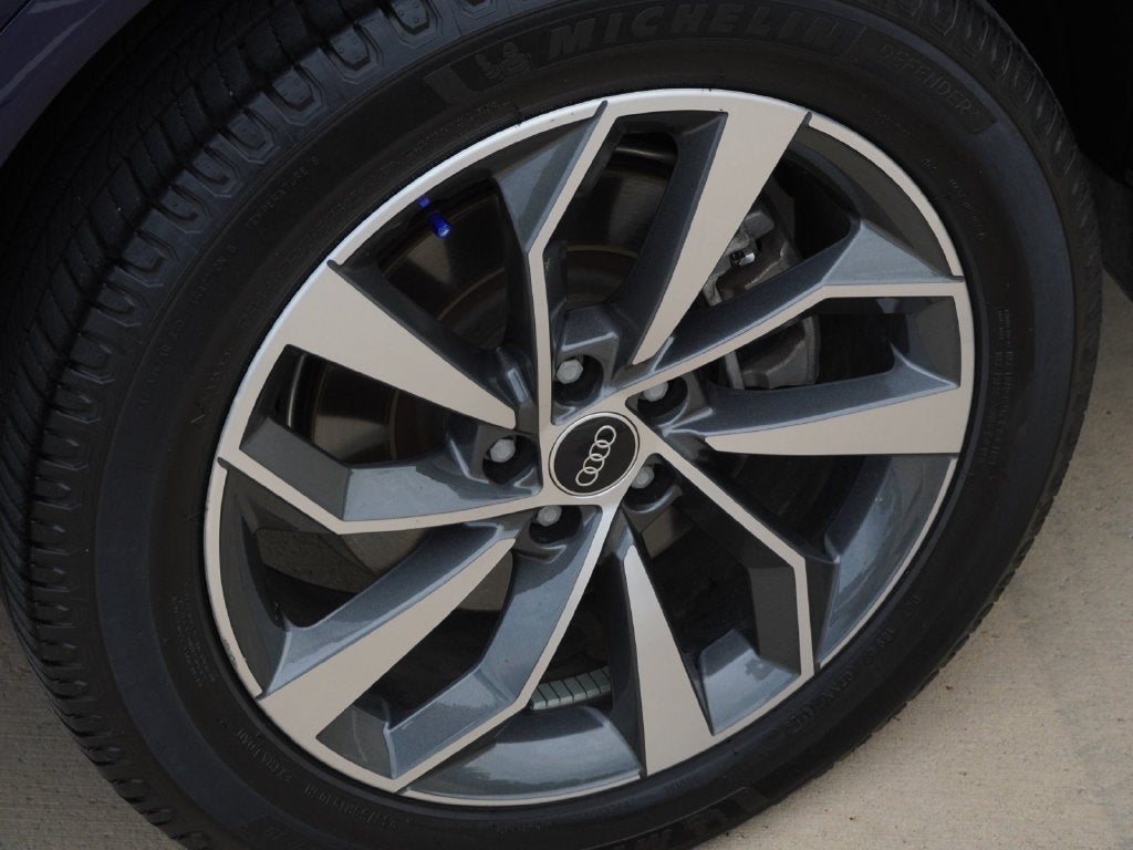 2022 Audi Q5 45 S line Premium quattro