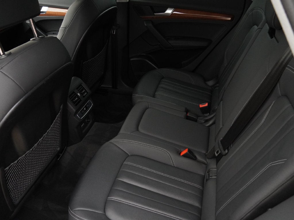 2022 Audi Q5 45 S line Premium quattro
