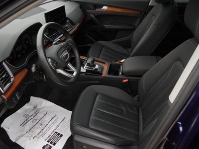 2022 Audi Q5 45 S line Premium quattro