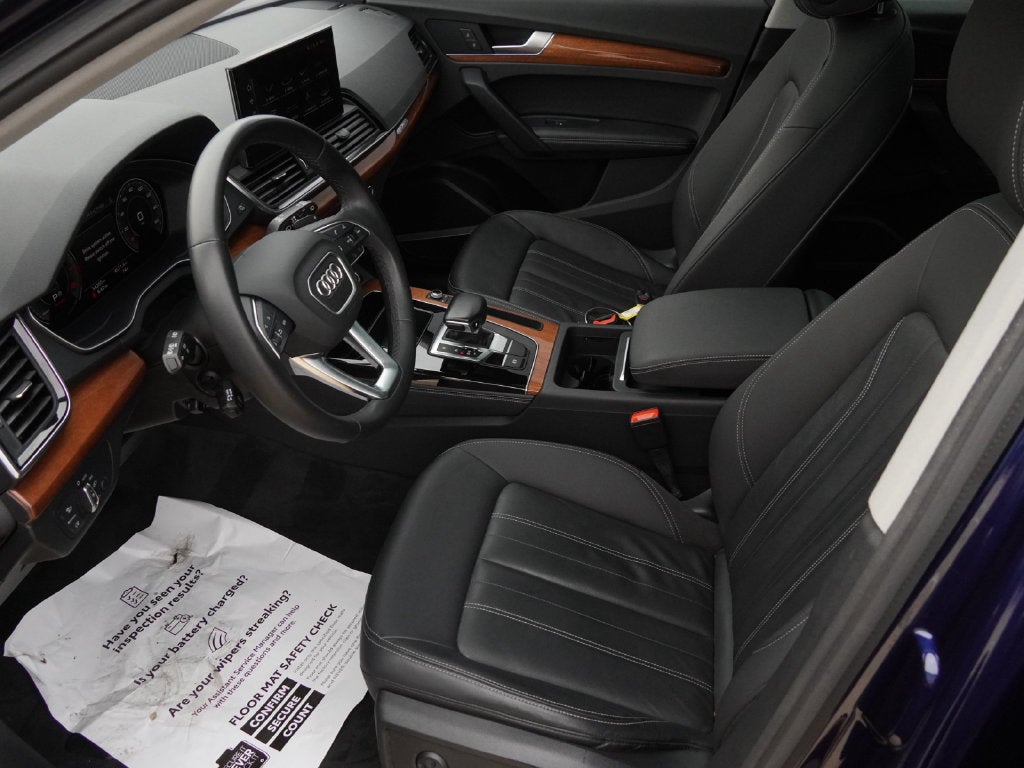 2022 Audi Q5 45 S line Premium quattro