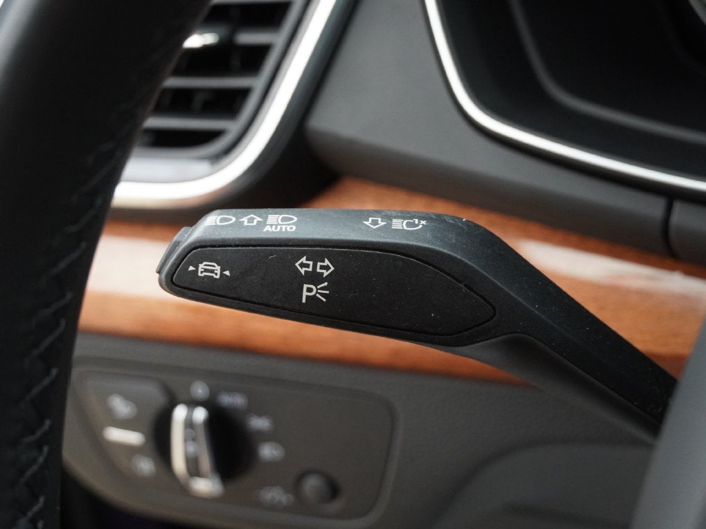 2022 Audi Q5 45 S line Premium quattro