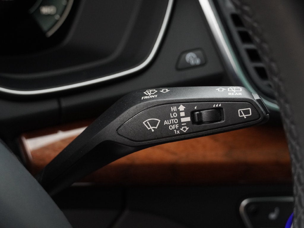 2022 Audi Q5 45 S line Premium quattro